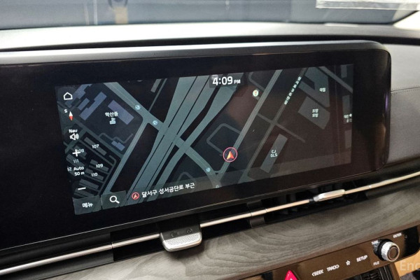 2023 Kia Carnival с пробегом 49 042 км