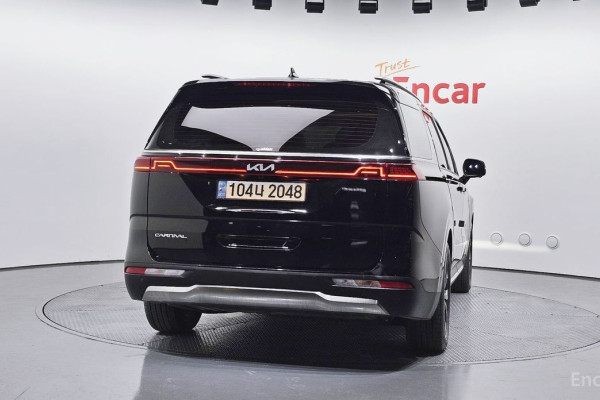 2023 Kia Carnival с пробегом 55 218 км