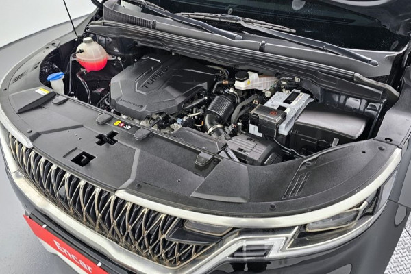 2023 Kia Carnival с пробегом 55 218 км