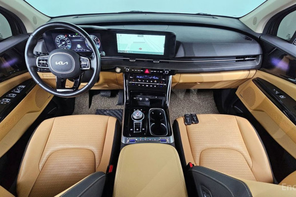 2023 Kia Carnival с пробегом 55 218 км