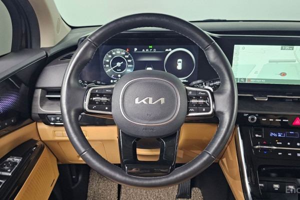 2023 Kia Carnival с пробегом 55 218 км