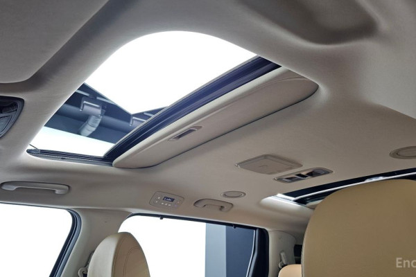 2022 Kia Carnival с пробегом 60 164 км