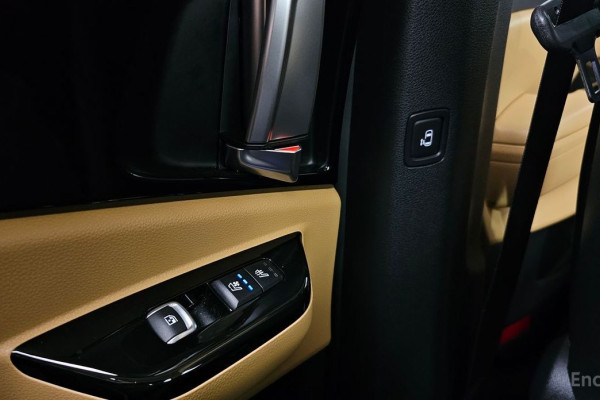 2022 Kia Carnival с пробегом 60 164 км