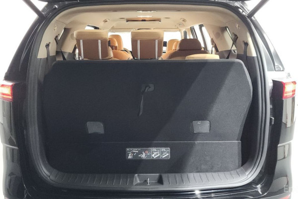 2023 Kia Carnival с пробегом 26 153 км