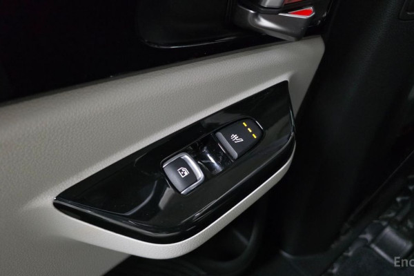 2022 Kia Carnival с пробегом 39 482 км