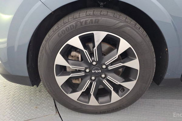 2022 Kia Carnival с пробегом 70 885 км