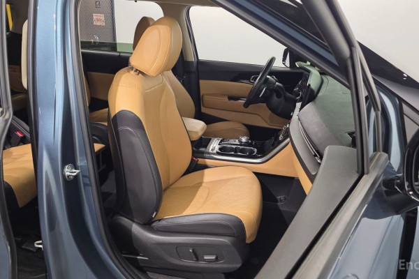 2022 Kia Carnival с пробегом 70 885 км