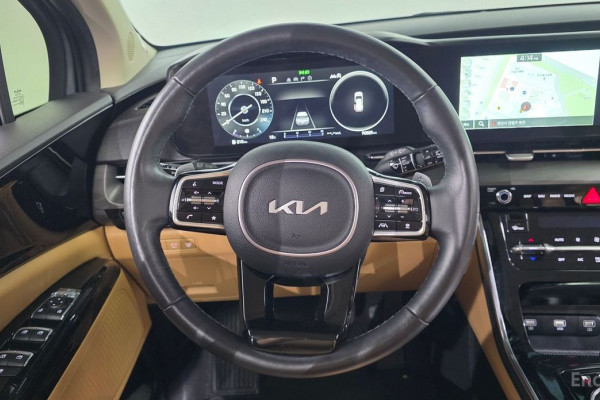 2022 Kia Carnival с пробегом 70 885 км