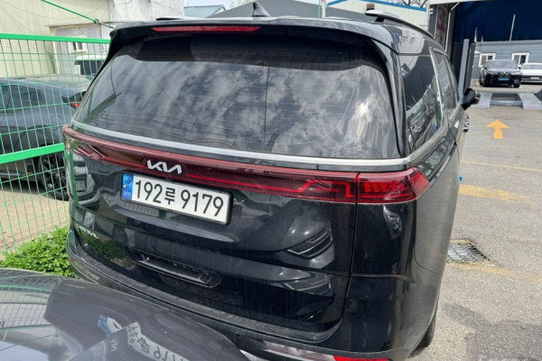 2023 Kia Carnival с пробегом 48 094 км