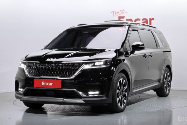 2022 Kia Carnival с пробегом 72 534 км