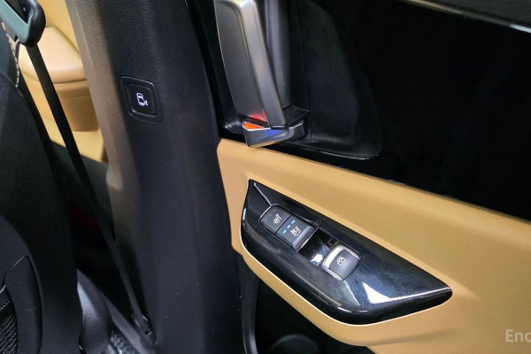 2022 Kia Carnival с пробегом 72 534 км