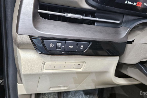 2022 Kia Carnival с пробегом 109 923 км