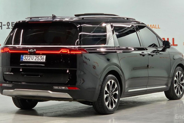 2021 Kia Carnival с пробегом 127 874 км