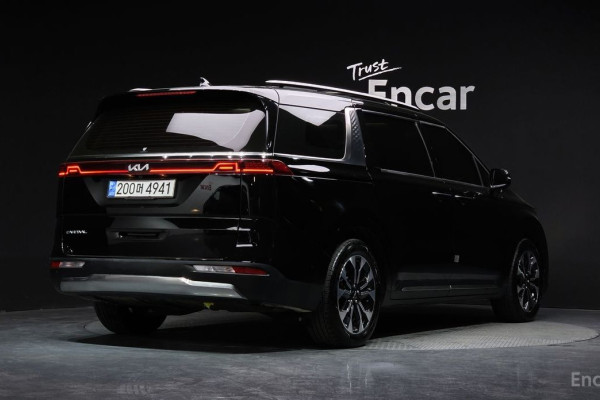 2022 Kia Carnival с пробегом 93 025 км