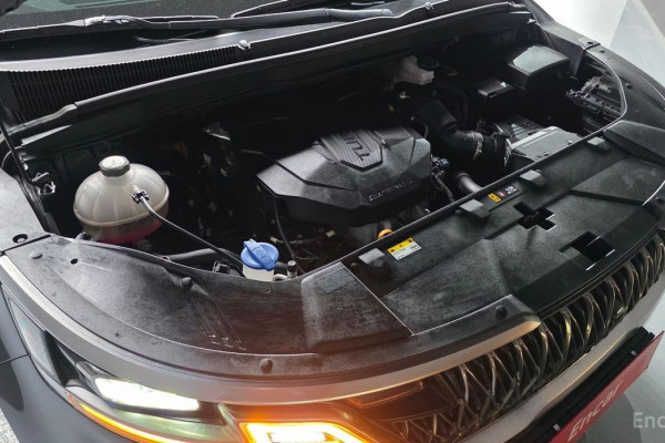 2022 Kia Carnival с пробегом 93 025 км