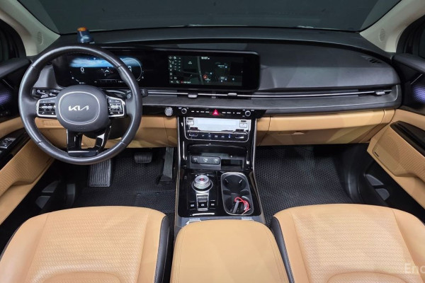2022 Kia Carnival с пробегом 93 025 км