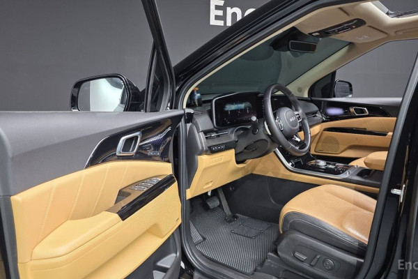 2022 Kia Carnival с пробегом 93 025 км