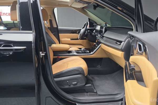 2022 Kia Carnival с пробегом 93 025 км