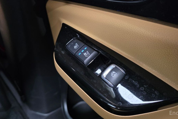 2022 Kia Carnival с пробегом 93 025 км