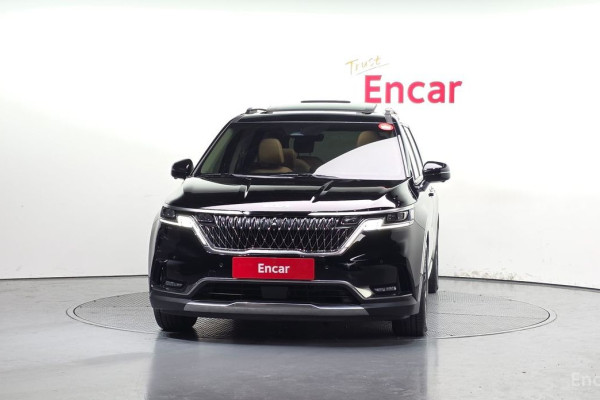 2023 Kia Carnival с пробегом 79 551 км