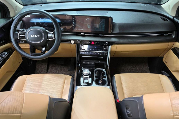 2023 Kia Carnival с пробегом 79 551 км