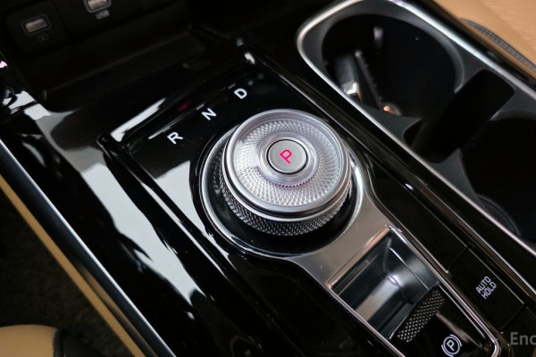 2023 Kia Carnival с пробегом 79 551 км