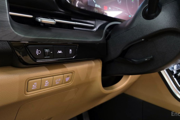 2023 Kia Carnival с пробегом 79 551 км