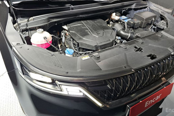 2022 Kia Carnival с пробегом 83 287 км