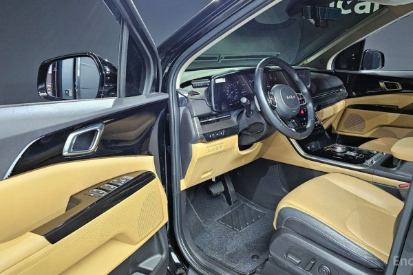 2022 Kia Carnival с пробегом 83 287 км