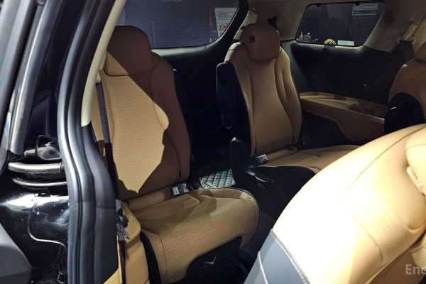 2022 Kia Carnival с пробегом 83 287 км