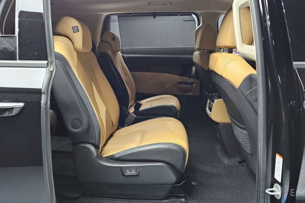 2022 Kia Carnival с пробегом 83 287 км