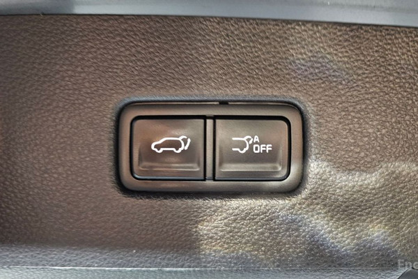 2022 Kia Carnival с пробегом 83 287 км