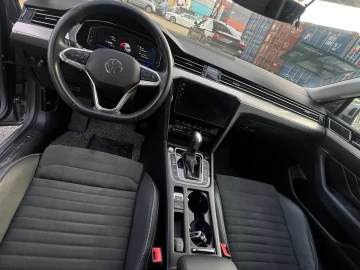 2021 Volkswagen Passat с пробегом 31 700 км