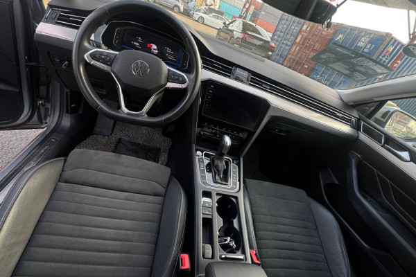 2021 Volkswagen Passat с пробегом 31 700 км