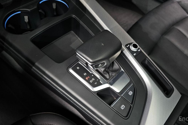 2023 Audi A4 с пробегом 121 259 км