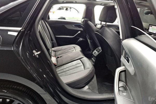 2023 Audi A4 с пробегом 121 259 км