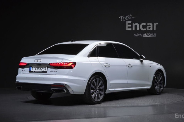 2023 Audi A4 с пробегом 24 405 км
