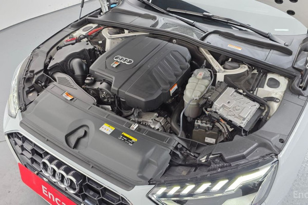 2021 Audi A4 с пробегом 20 951 км