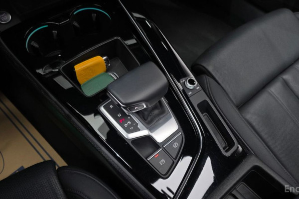 2021 Audi A4 с пробегом 20 951 км