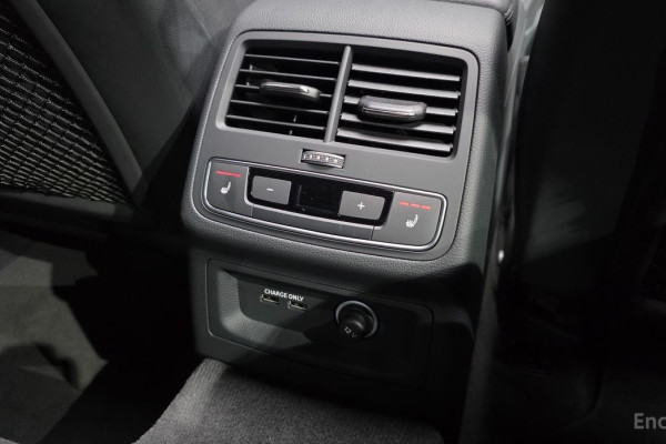 2023 Audi A4 с пробегом 10 240 км