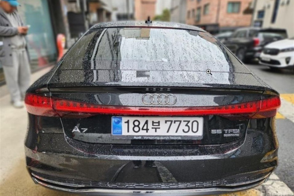 2021 Audi A7 с пробегом 122 269 км