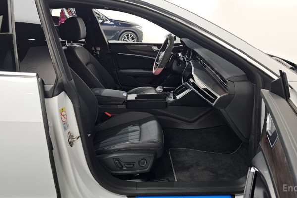 2022 Audi A7 с пробегом 27 529 км