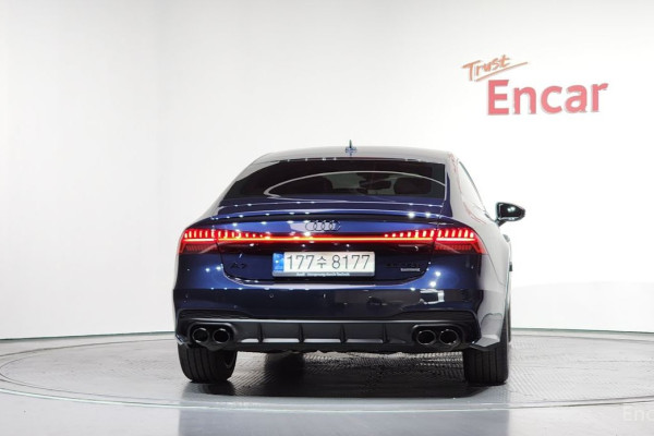 2022 Audi A7 с пробегом 30 278 км