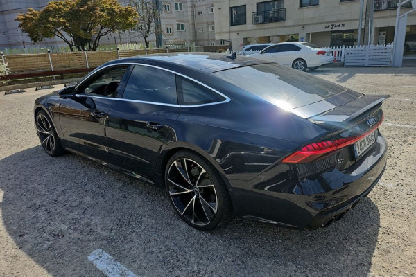 2021 Audi A7 с пробегом 78 500 км