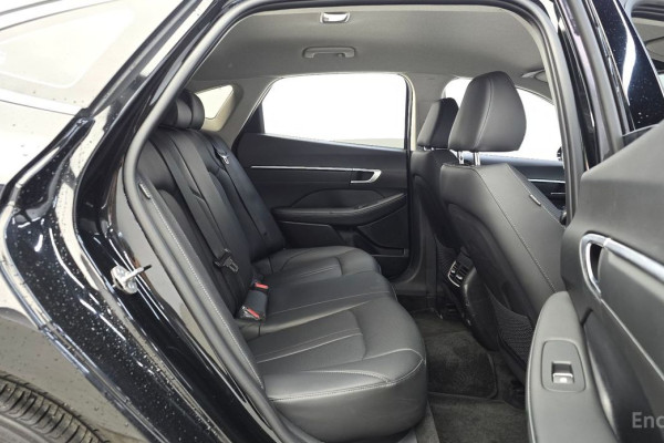 2023 Hyundai Sonata с пробегом 35 292 км