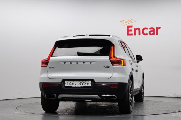 2019 Volvo XC40 с пробегом 49 950 км