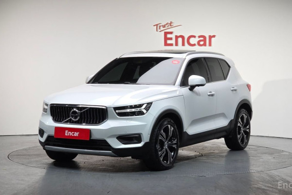 2020 Volvo XC40 с пробегом 53 393 км
