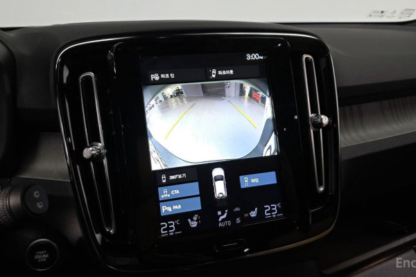 2020 Volvo XC40 с пробегом 53 393 км