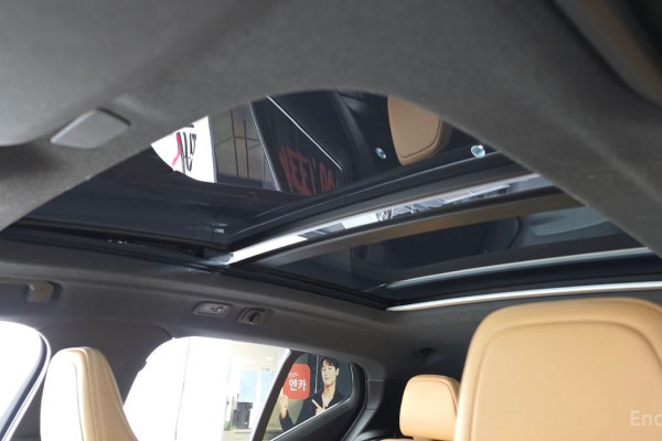 2020 Volvo XC40 с пробегом 53 393 км