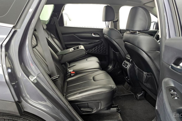 2021 Hyundai Santa Fe с пробегом 52 395 км